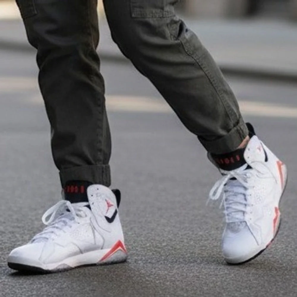 Air Jordan 7 Retro White Infrared Basketball Shoes CU9307-160 Mens 10.5